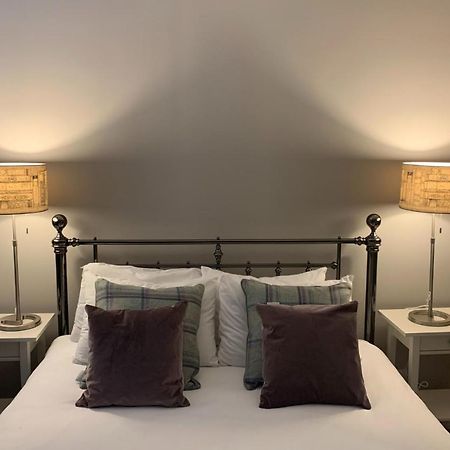 Bright And Stylish Apartment - Old Town Εδιμβούργο Εξωτερικό φωτογραφία