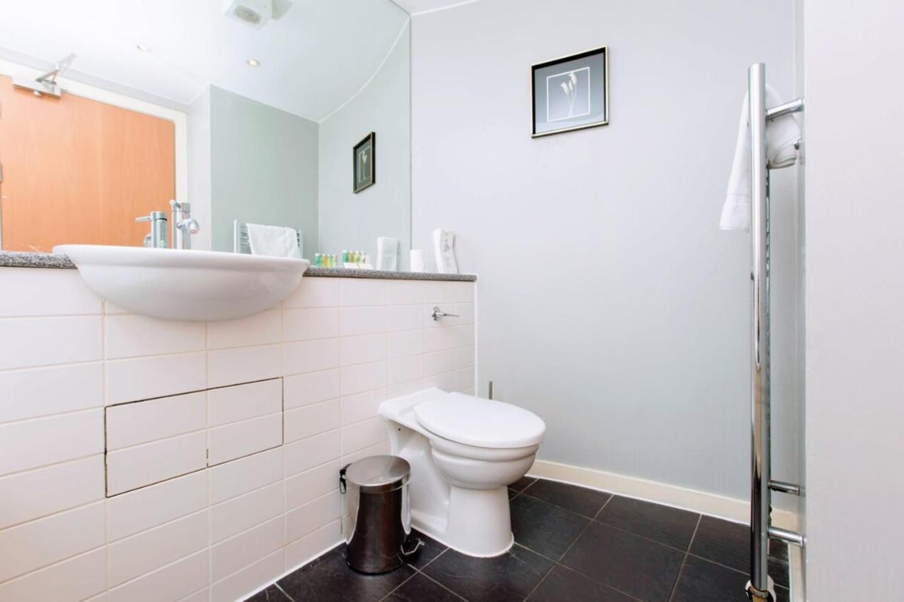 Bright And Stylish Apartment - Old Town Εδιμβούργο Εξωτερικό φωτογραφία